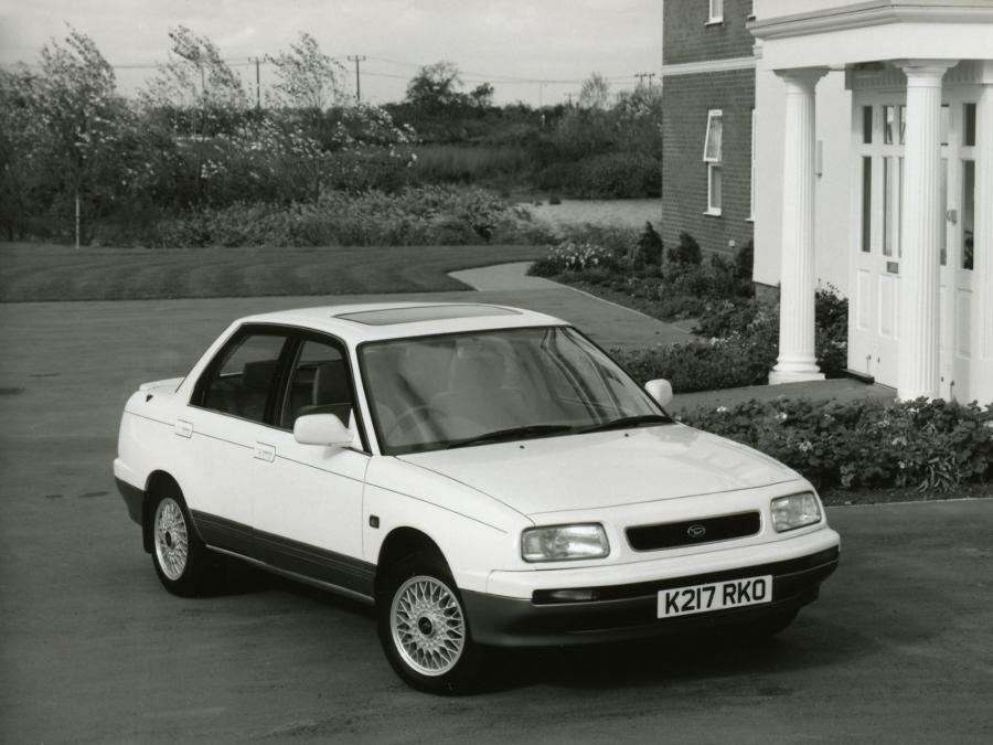  Daihatsu Applause 1989 года  (UK) (фото 2 из 2)